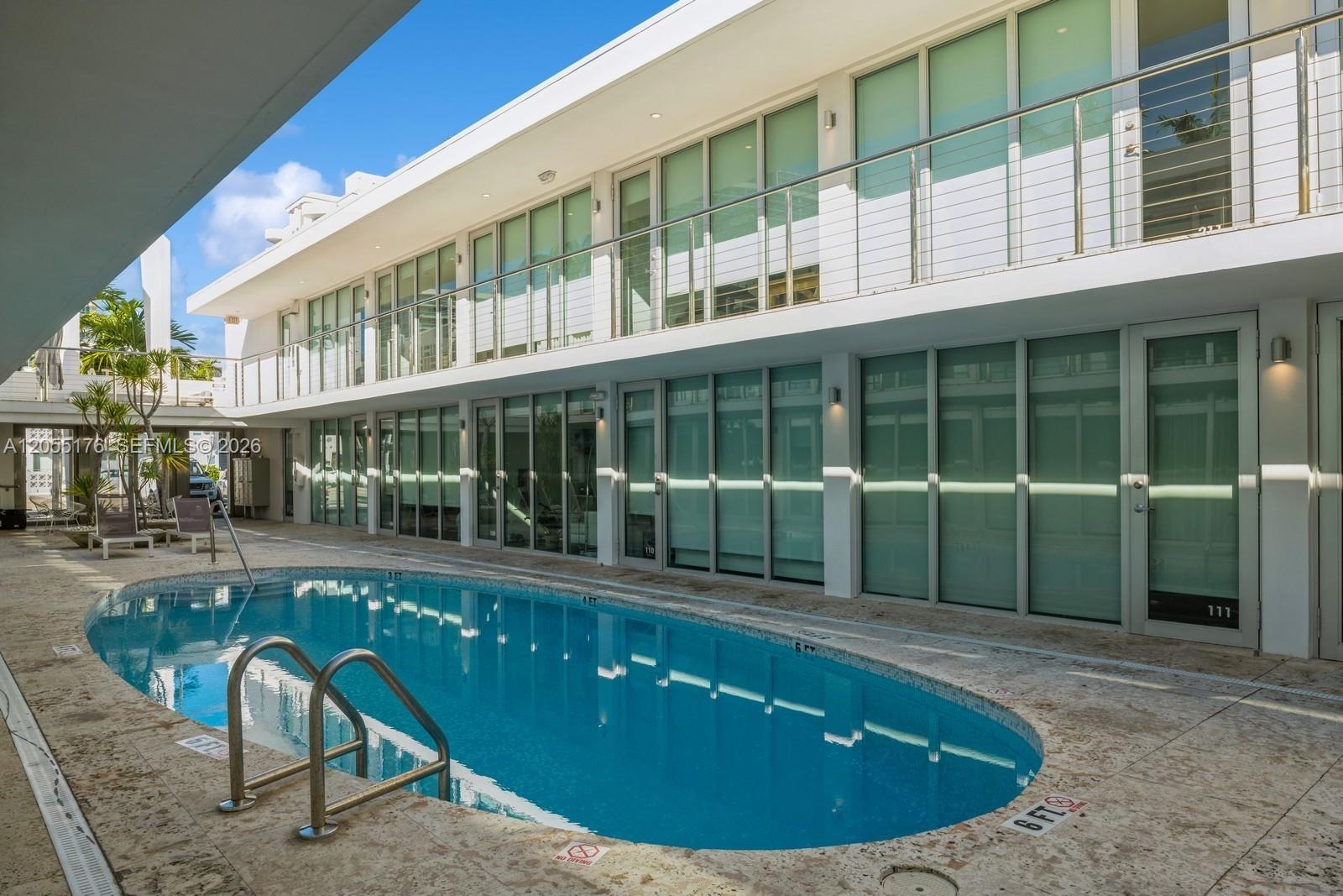 1601 West Ave # 208