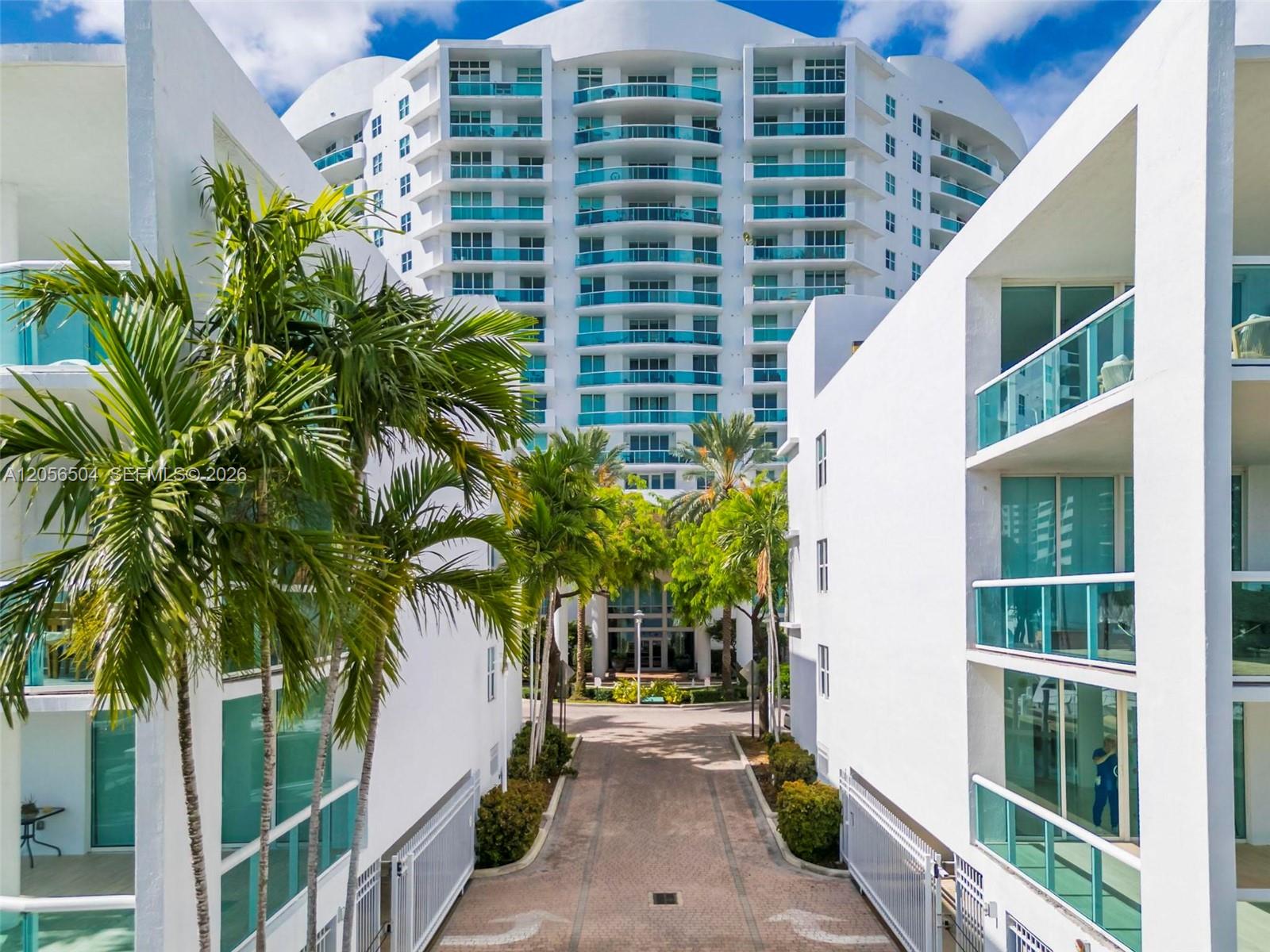 7900 Harbor Island Dr Unit: PH19