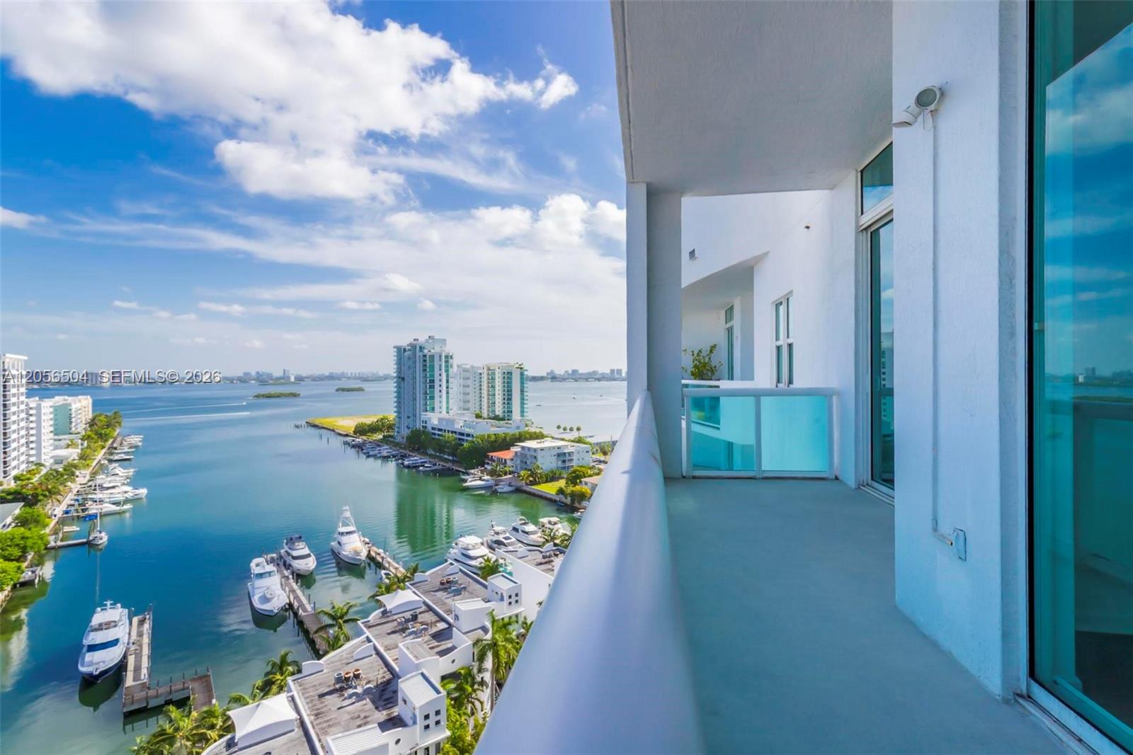 7900 Harbor Island Dr Unit: PH19