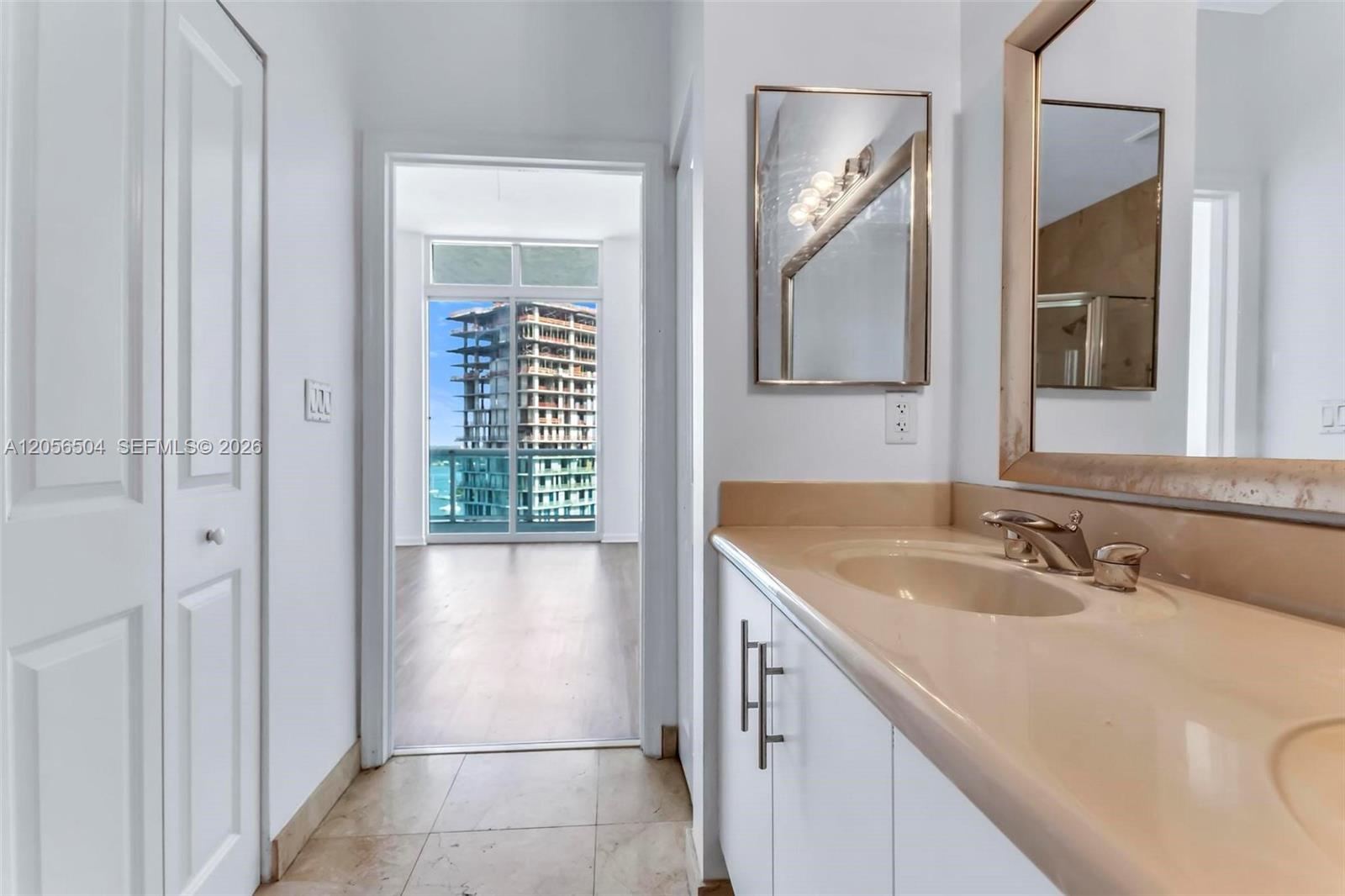 7900 Harbor Island Dr Unit: PH19