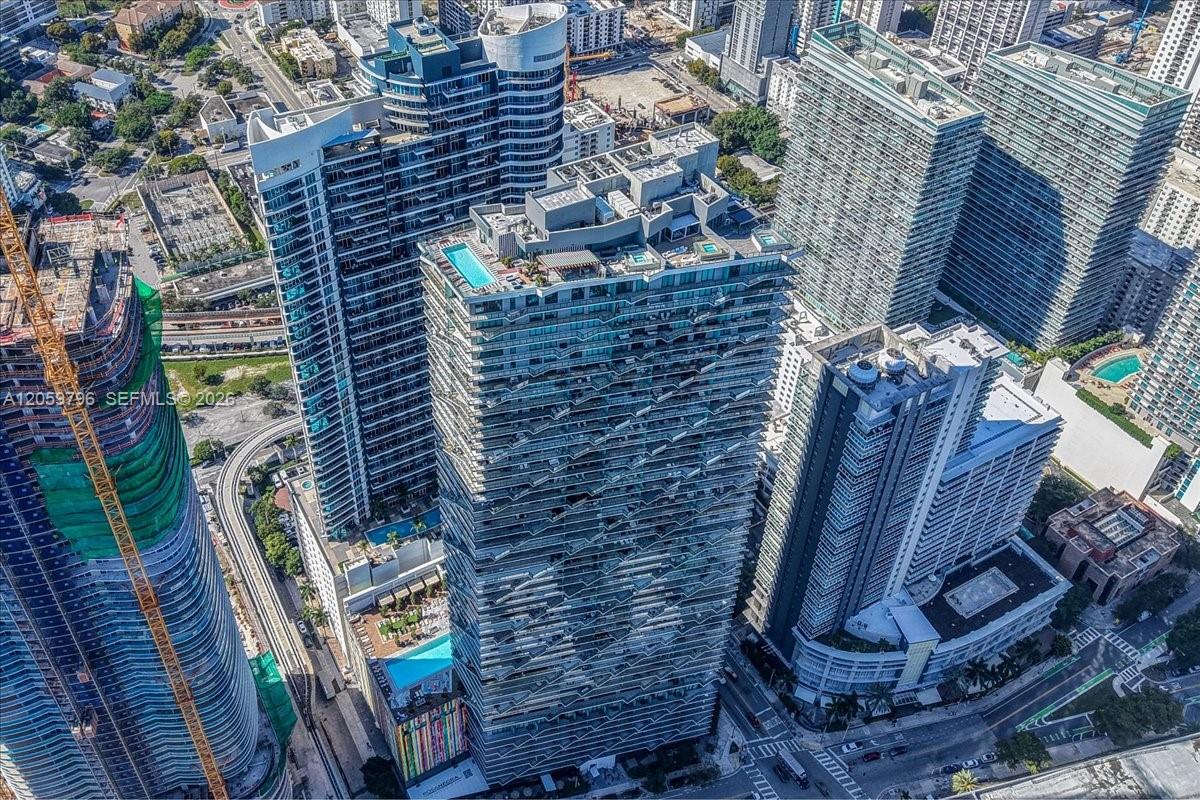 1300 S Miami Ave Unit: UPH5