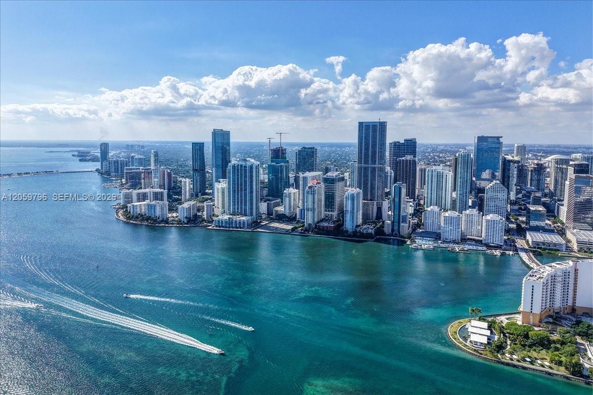 1300 S Miami Ave Unit: UPH5