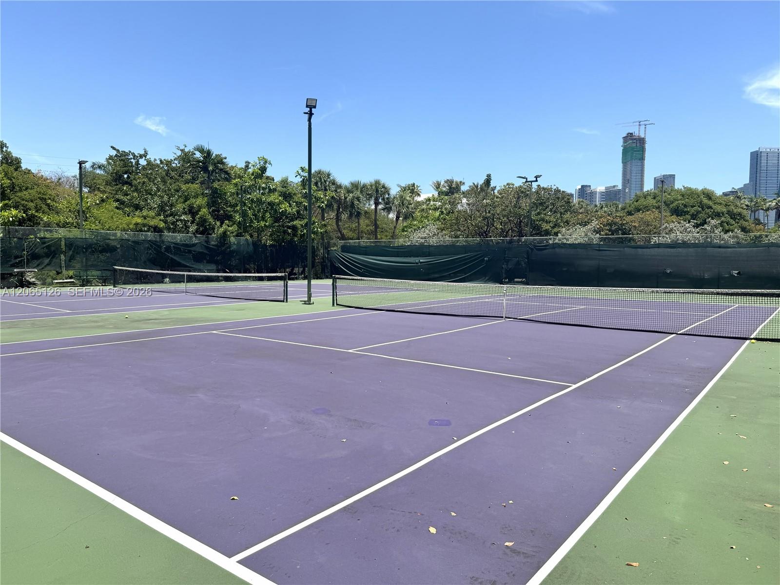2451 Brickell Ave # 4F