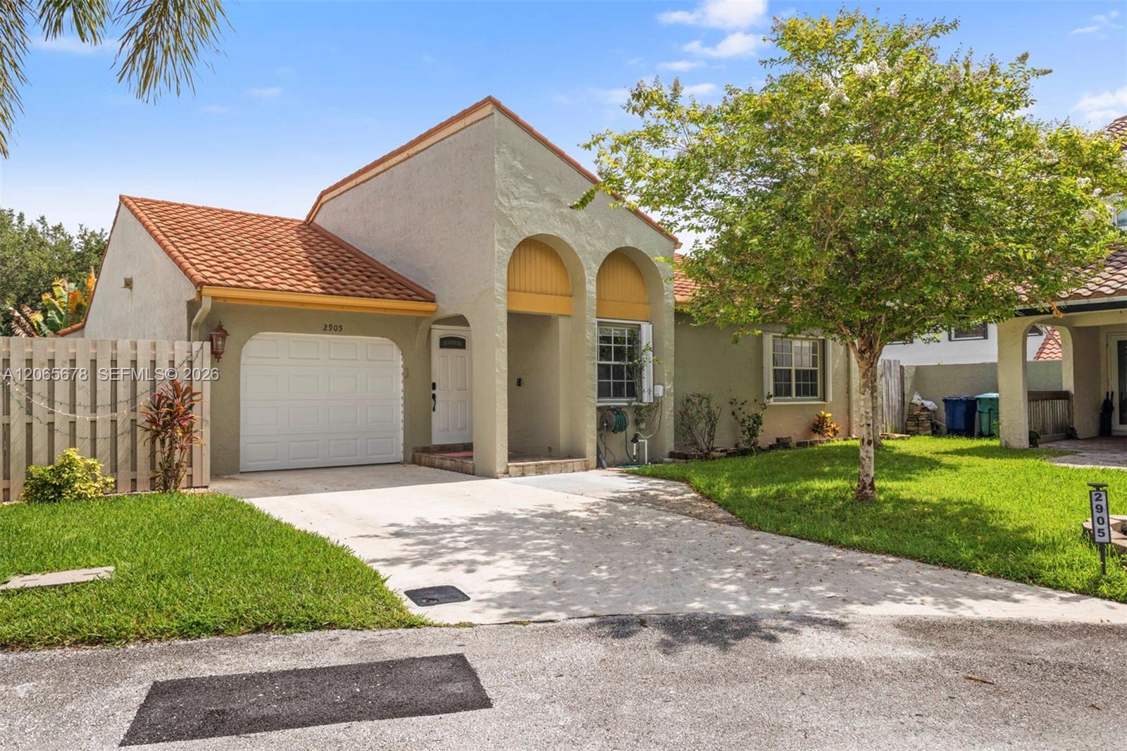 2905 Albatross Dr