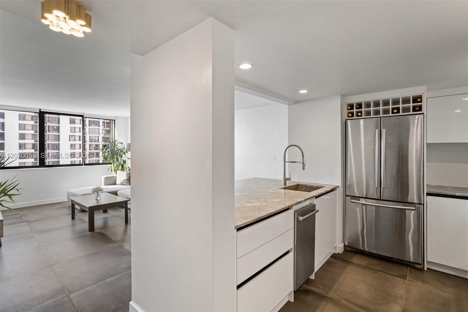 540 Brickell Key Dr # 1519
