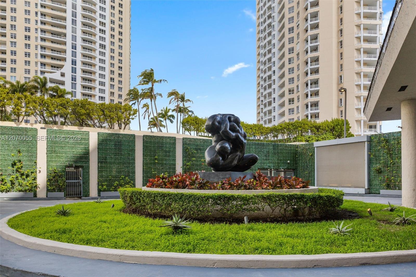 540 Brickell Key Dr # 1519