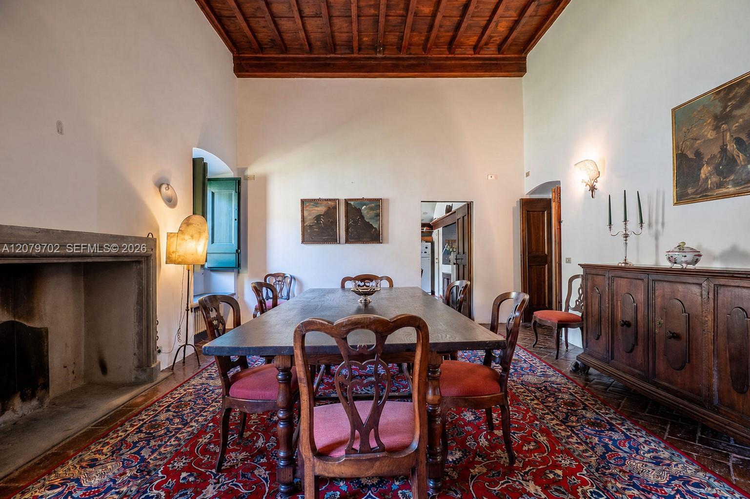 Luxurt Villa for Sale in Tuscany Max Mlekus Italy