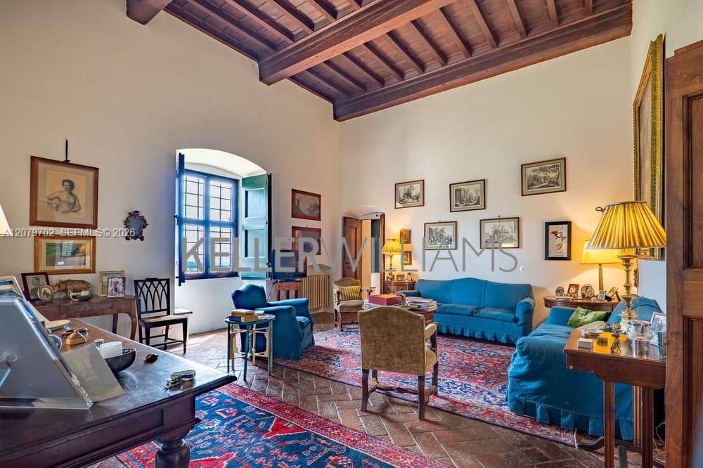 Luxurt Villa for Sale in Tuscany Max Mlekus Italy