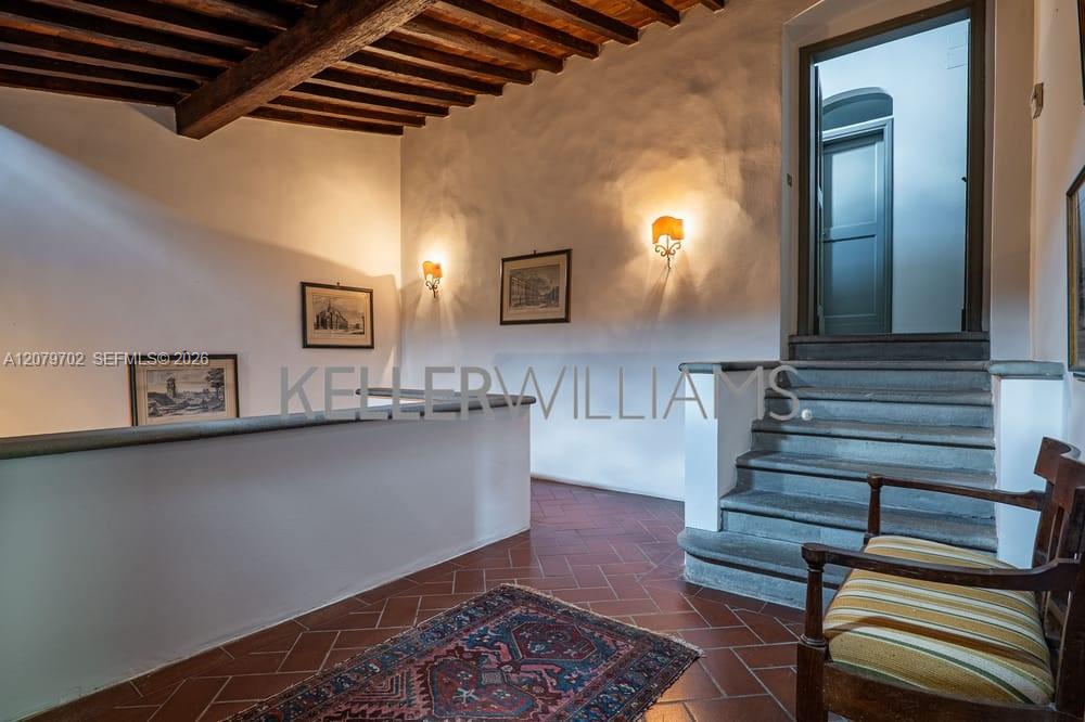 Luxurt Villa for Sale in Tuscany Max Mlekus Italy