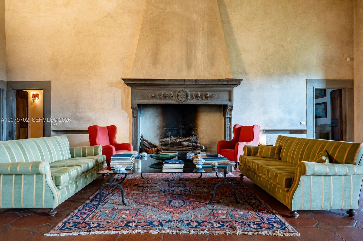 Luxurt Villa for Sale in Tuscany Max Mlekus Italy