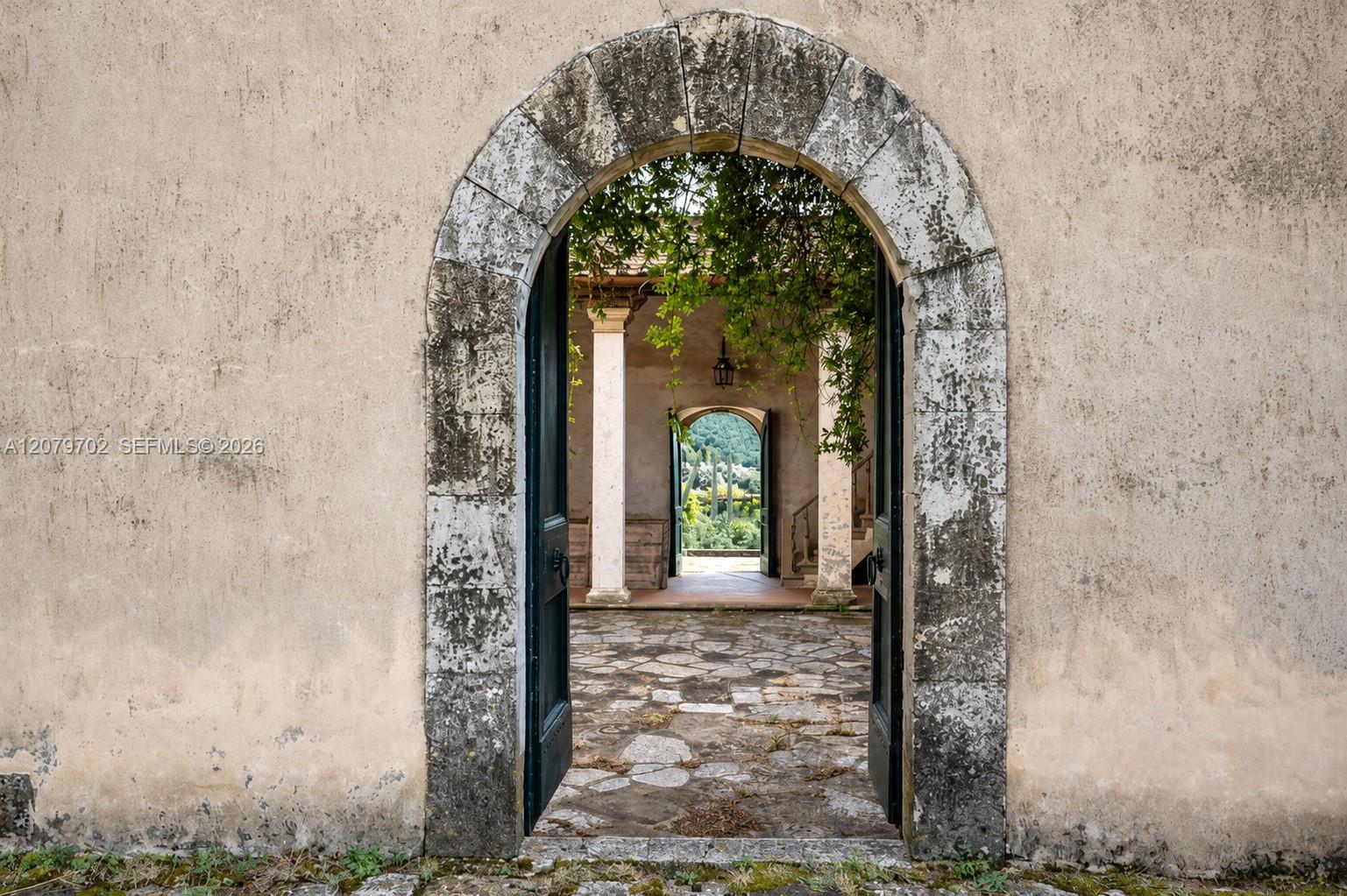 Luxurt Villa for Sale in Tuscany Max Mlekus Italy