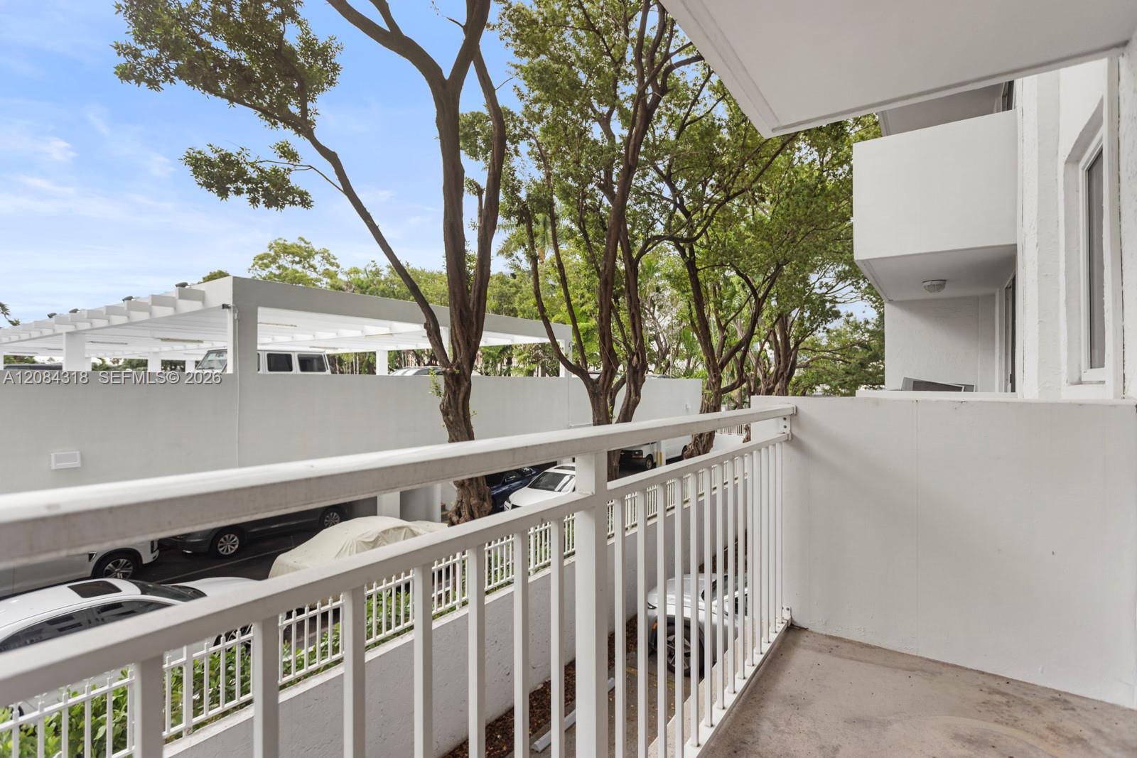 1666 West Ave # 211