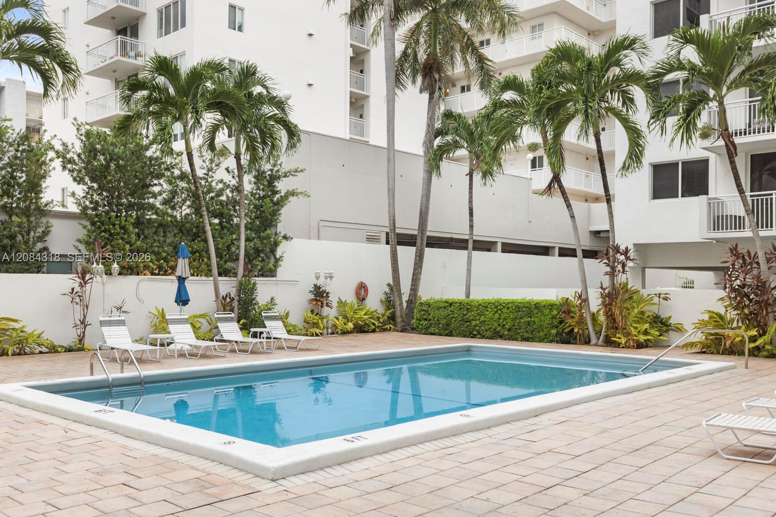 1666 West Ave # 211