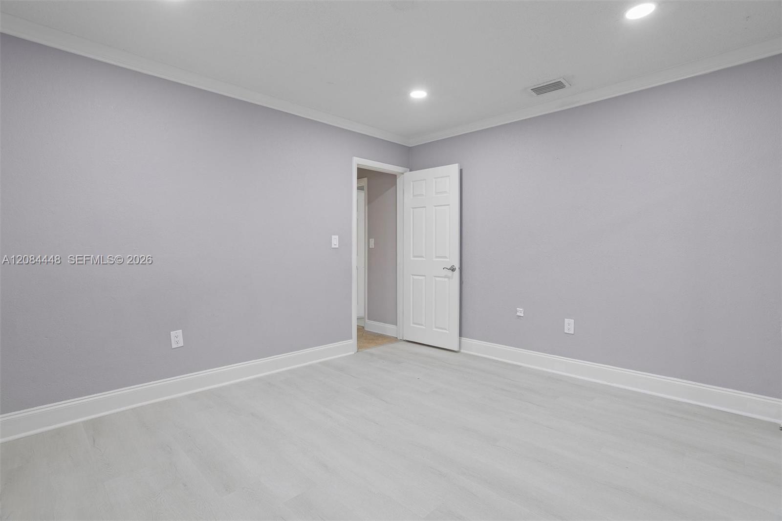 3240 SW 69th Ave