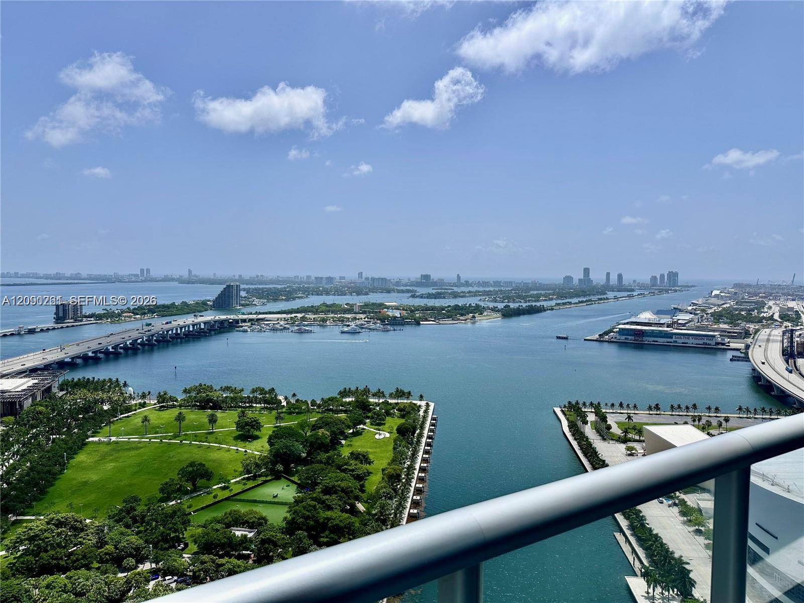 888 Biscayne Blvd # 1710