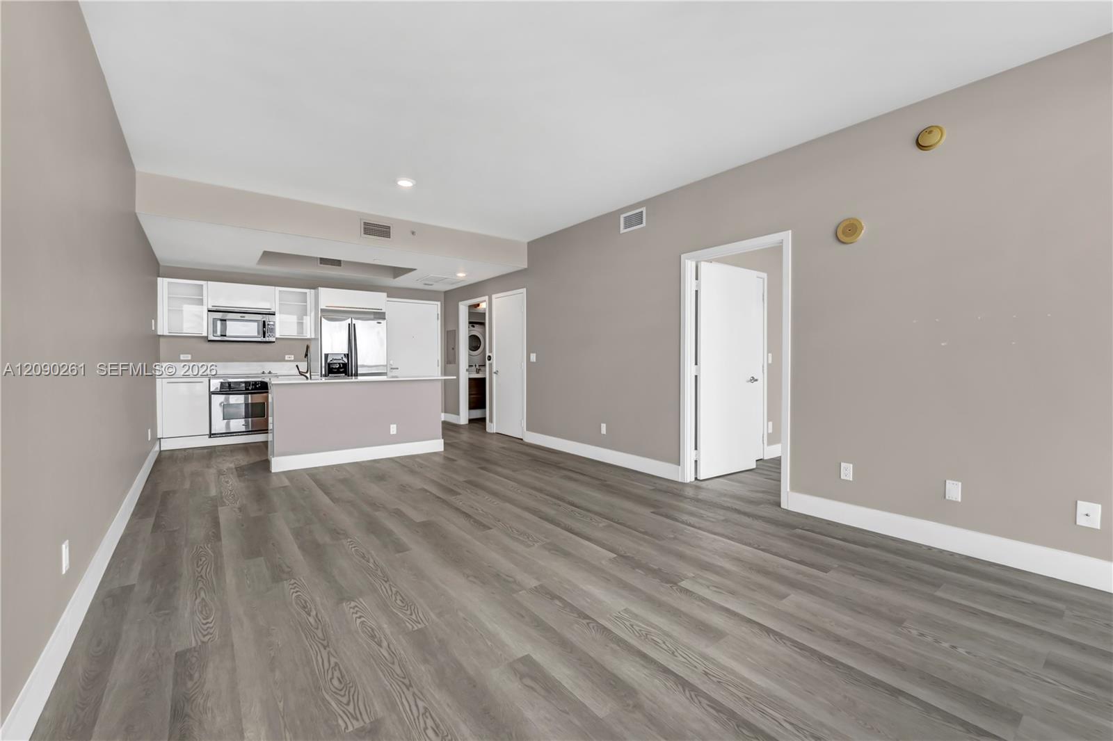 888 Biscayne Blvd # 1710