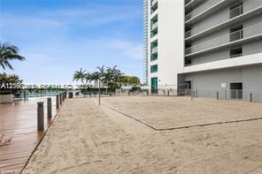 888 Biscayne Blvd # 1710