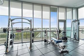 888 Biscayne Blvd # 1710