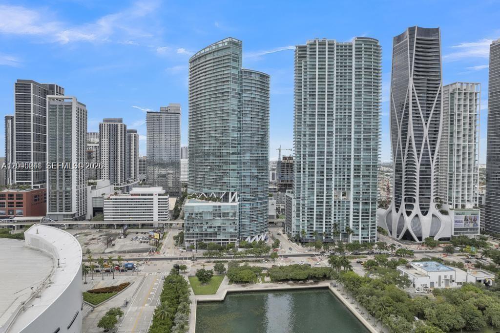 888 Biscayne Blvd # 1710