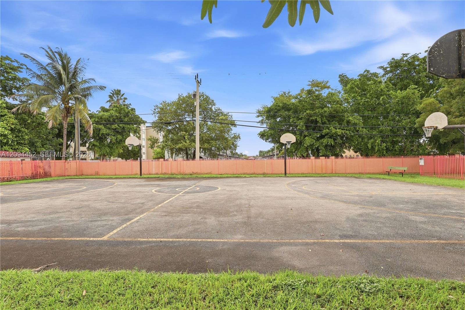 2655 W 67th Pl # 13 Unit: 14-13