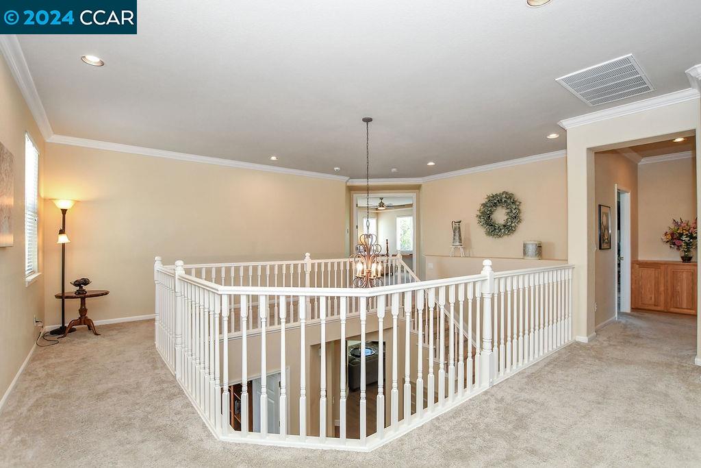 601 Campania Ct