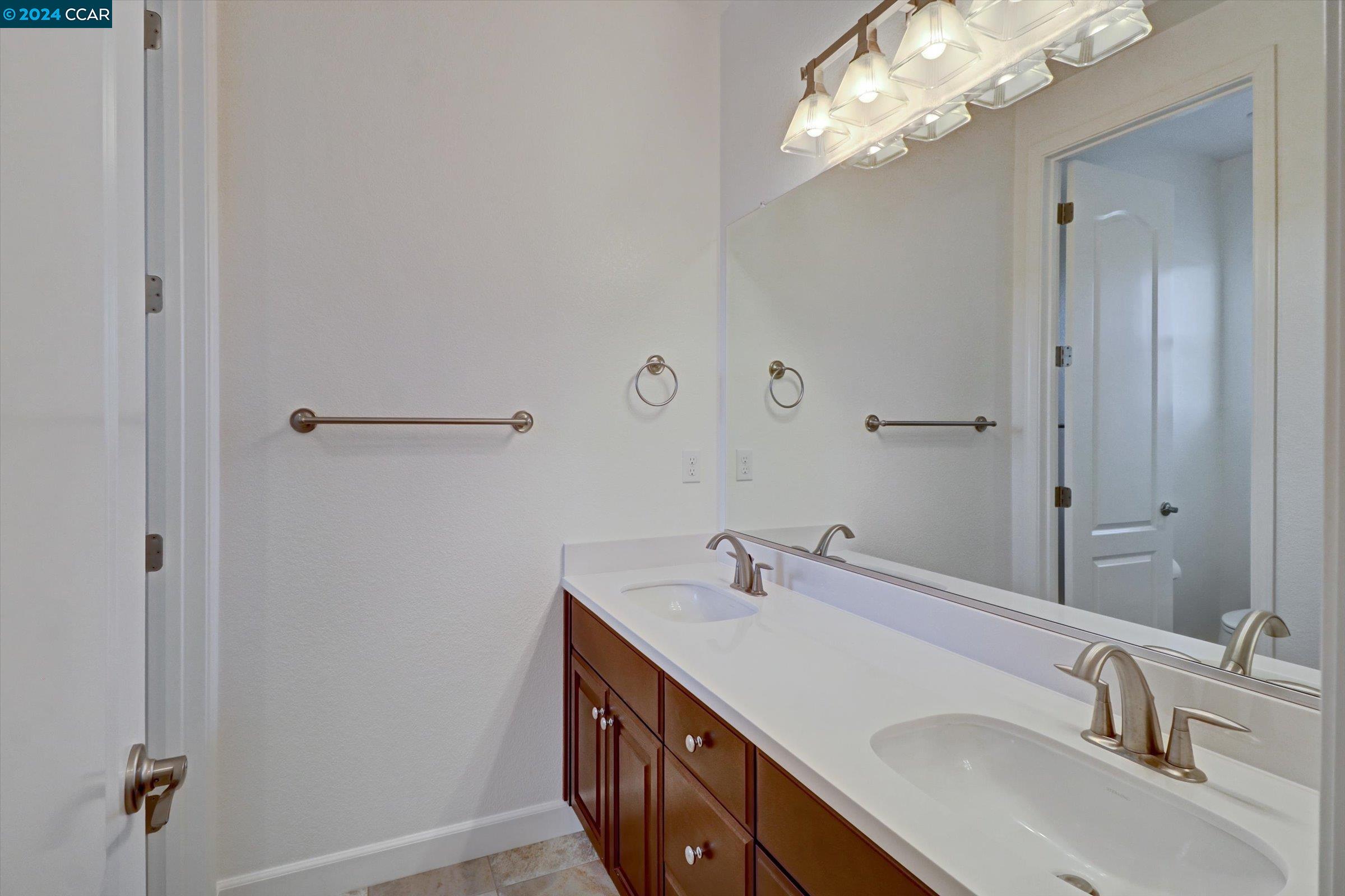 1418 Ridgefield Court
