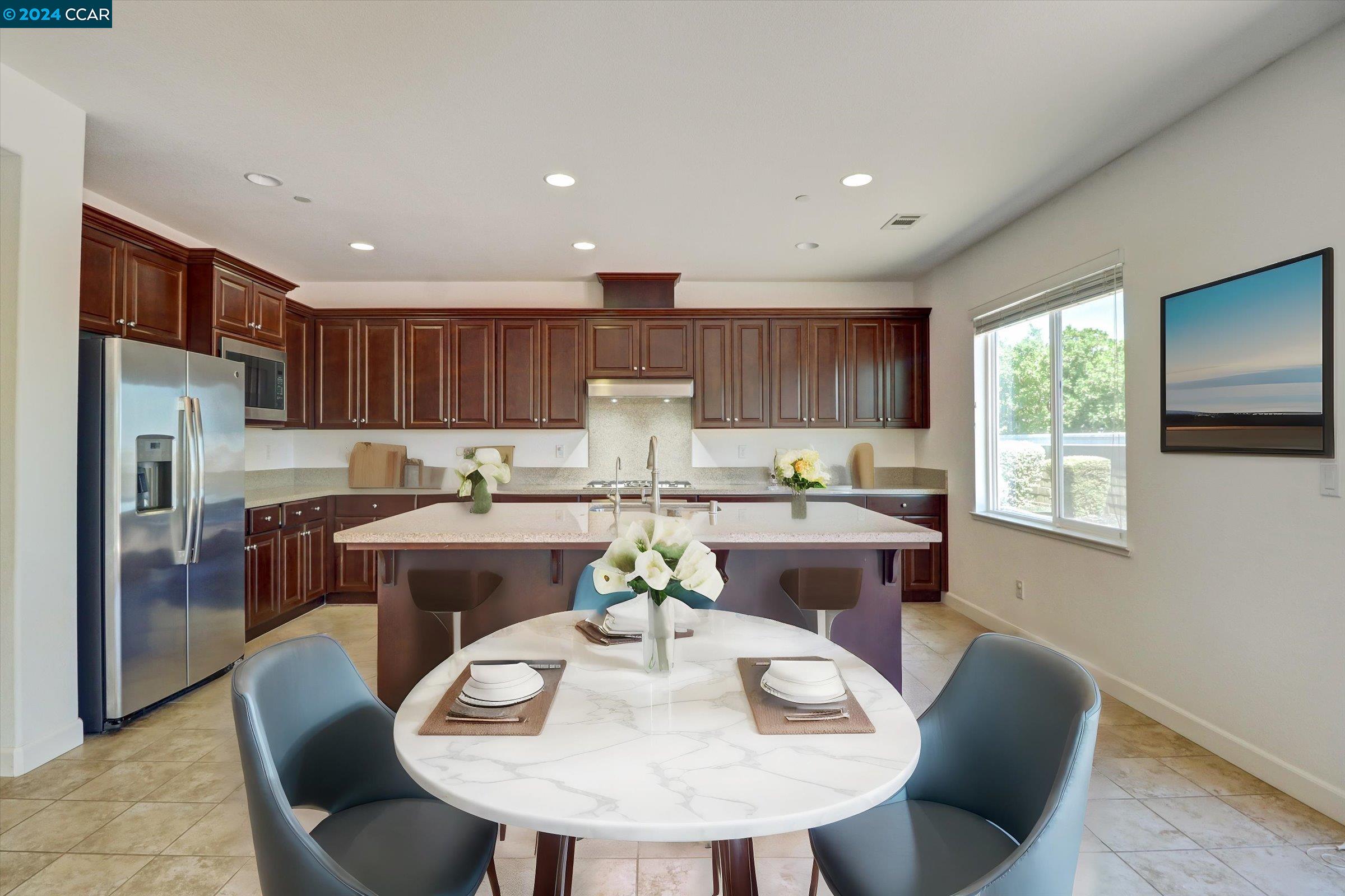 1418 Ridgefield Court