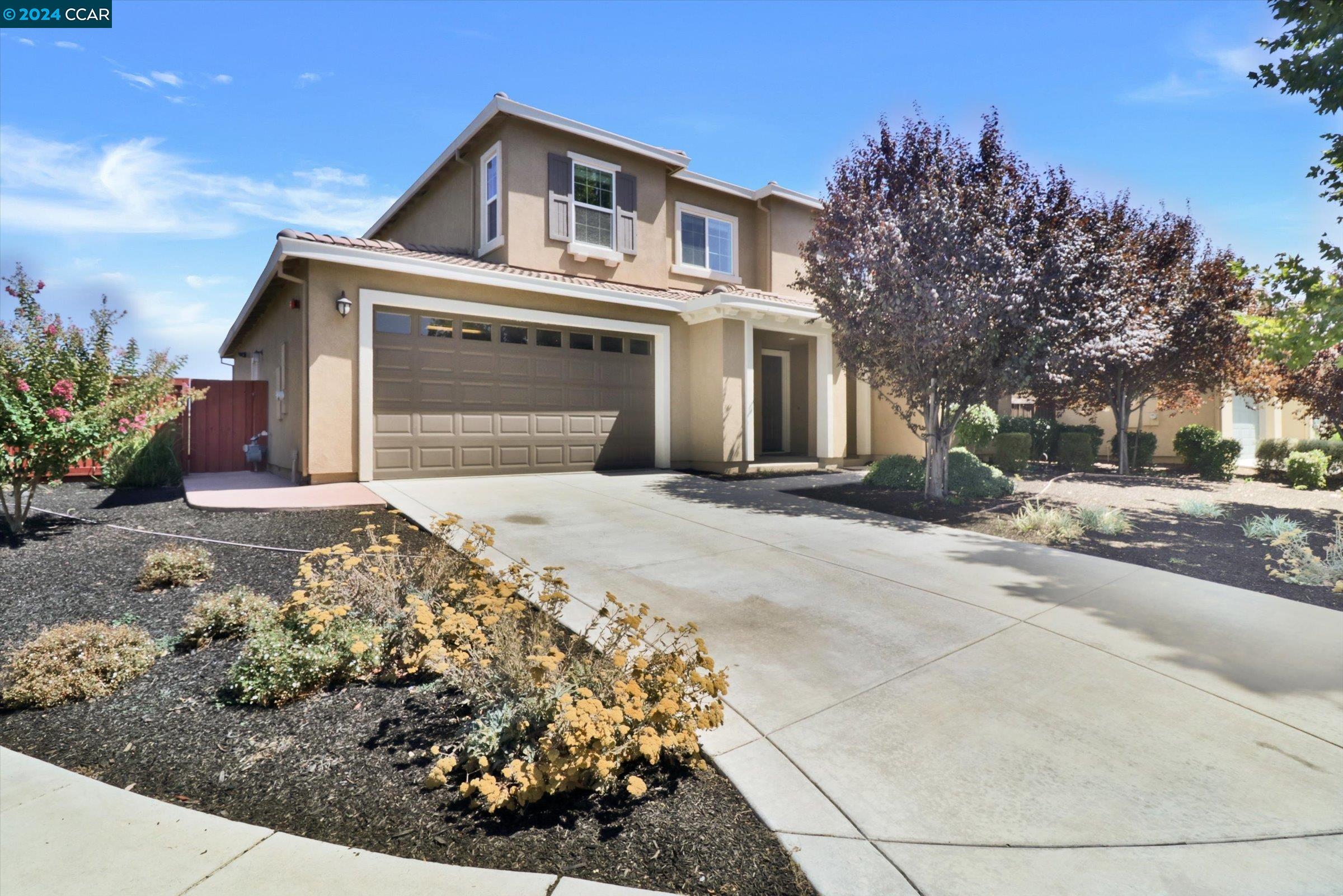 1418 Ridgefield Court