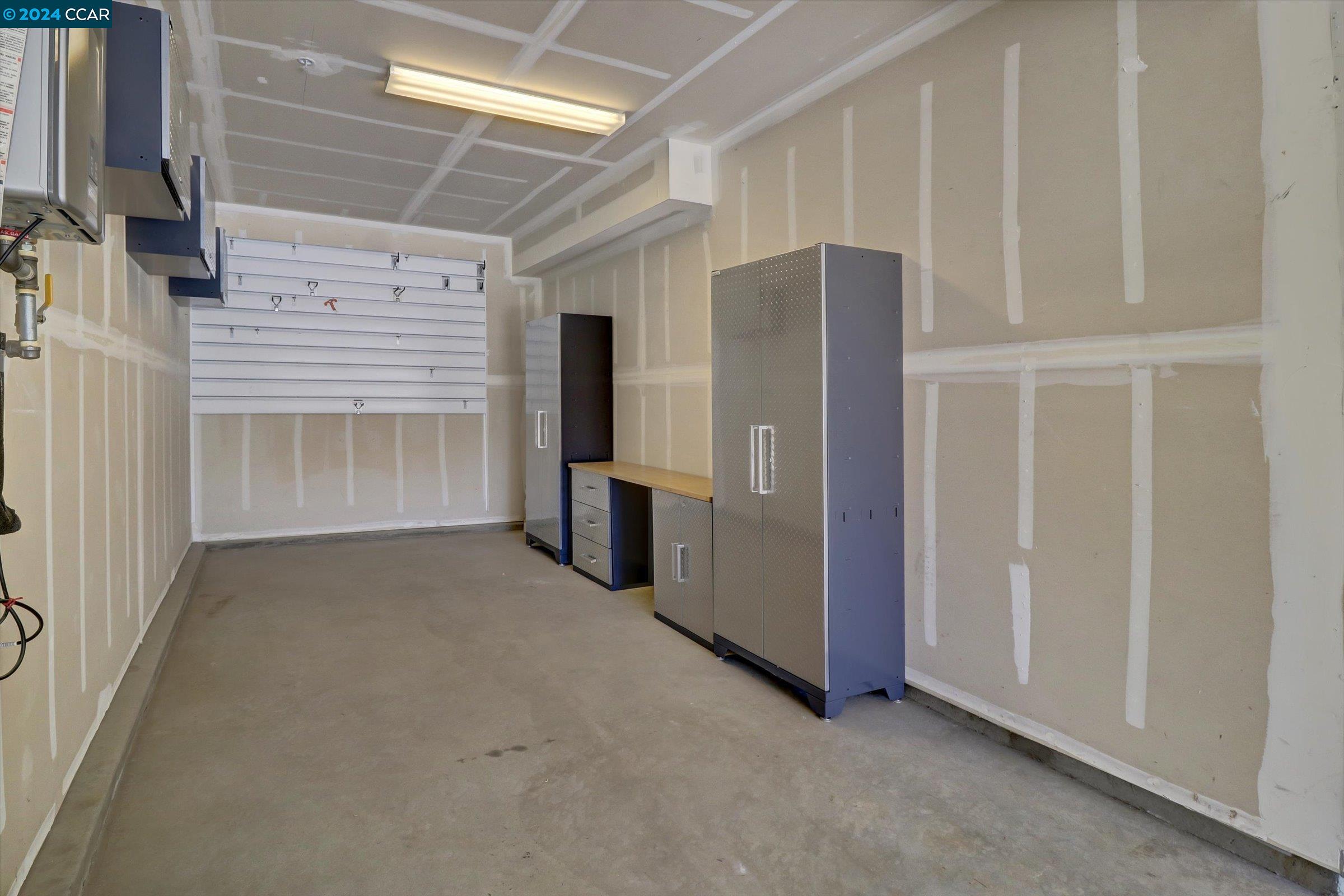 1418 Ridgefield Court