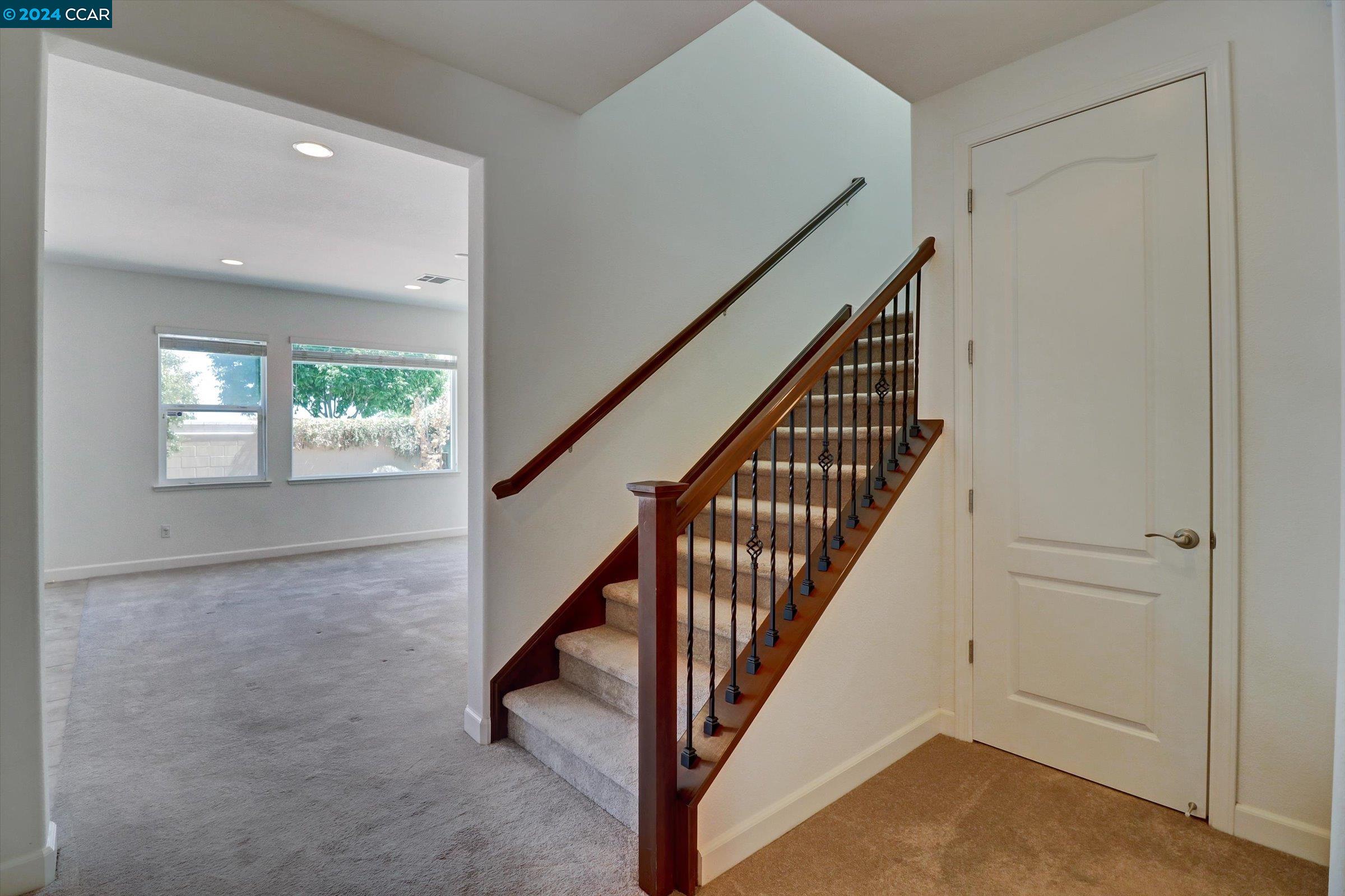 1418 Ridgefield Court