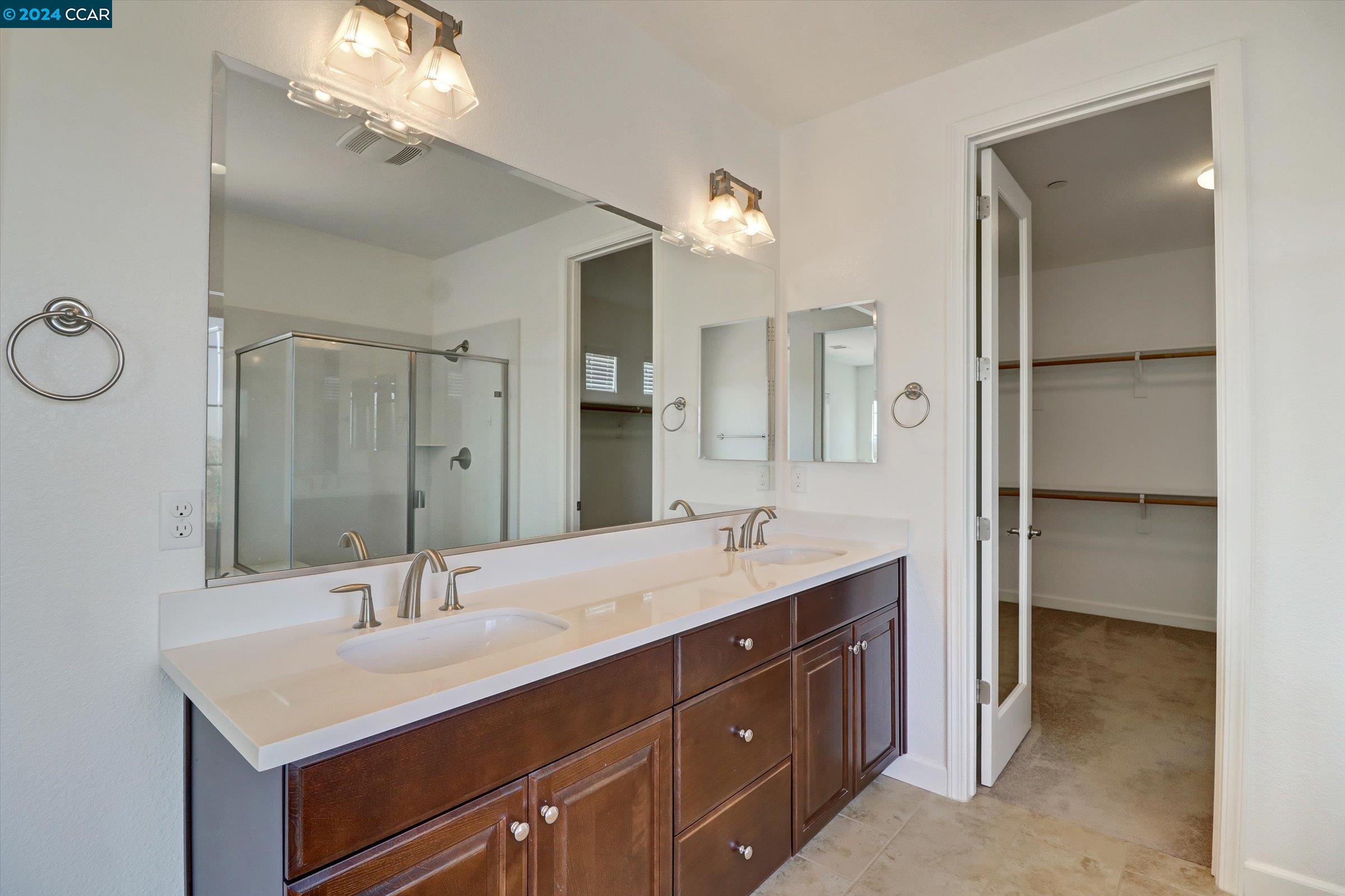 1418 Ridgefield Court