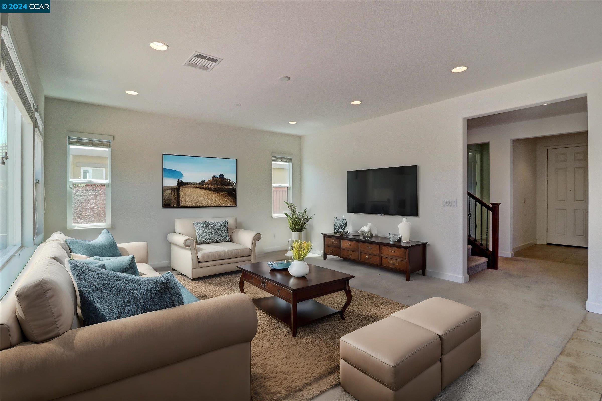 1418 Ridgefield Court
