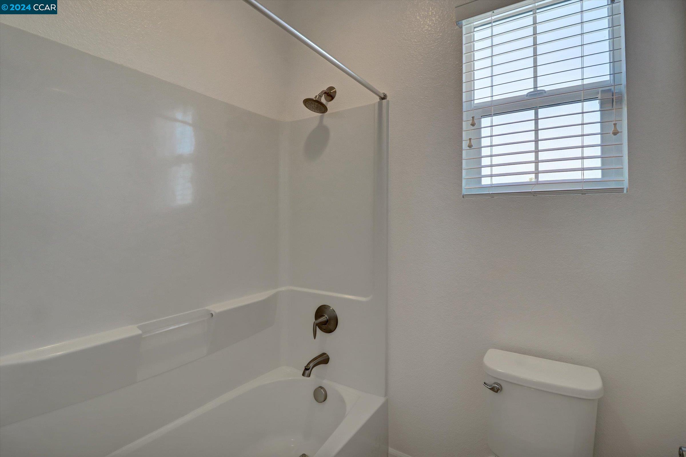 1418 Ridgefield Court