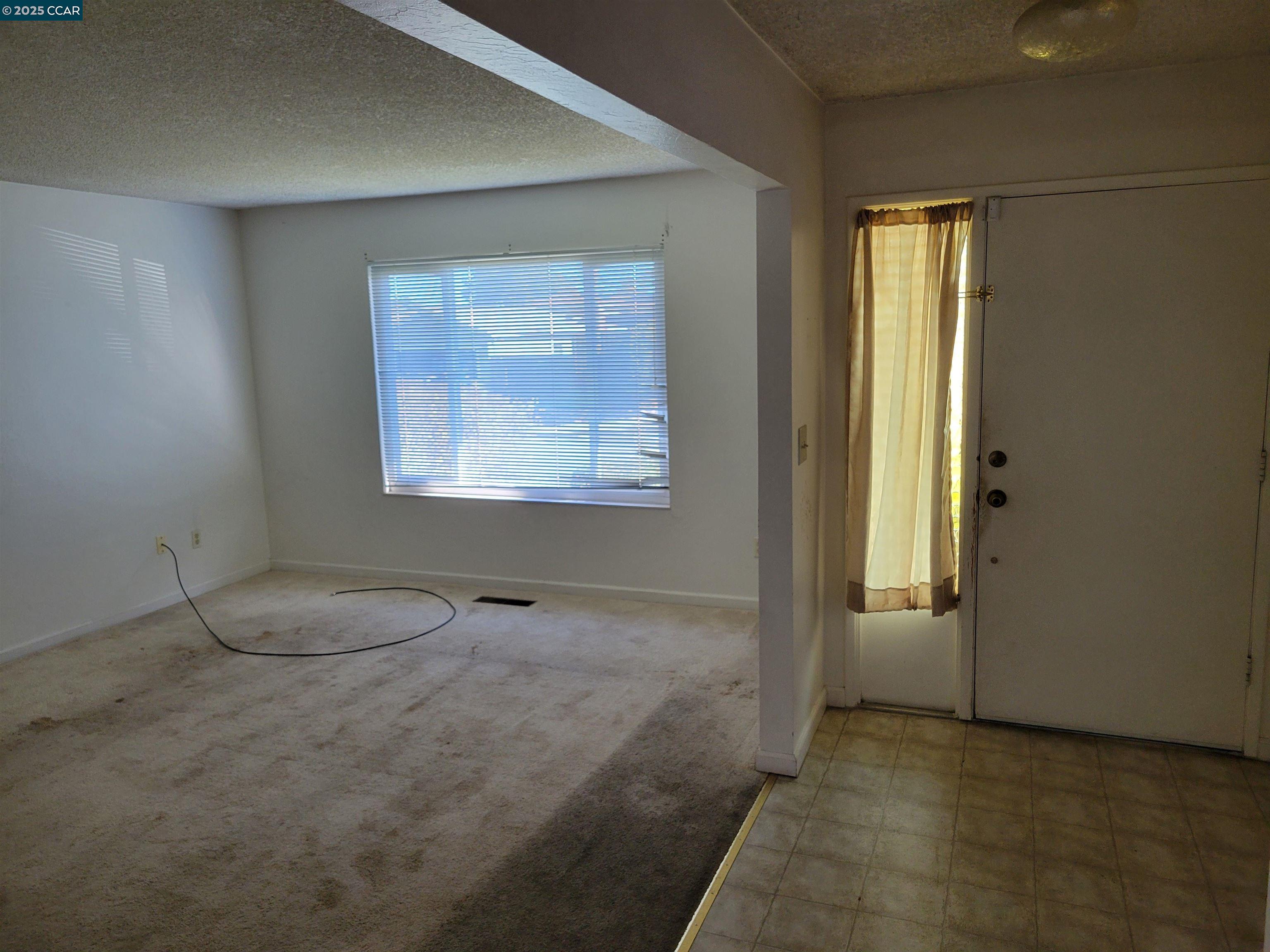 373 Atherton Ave