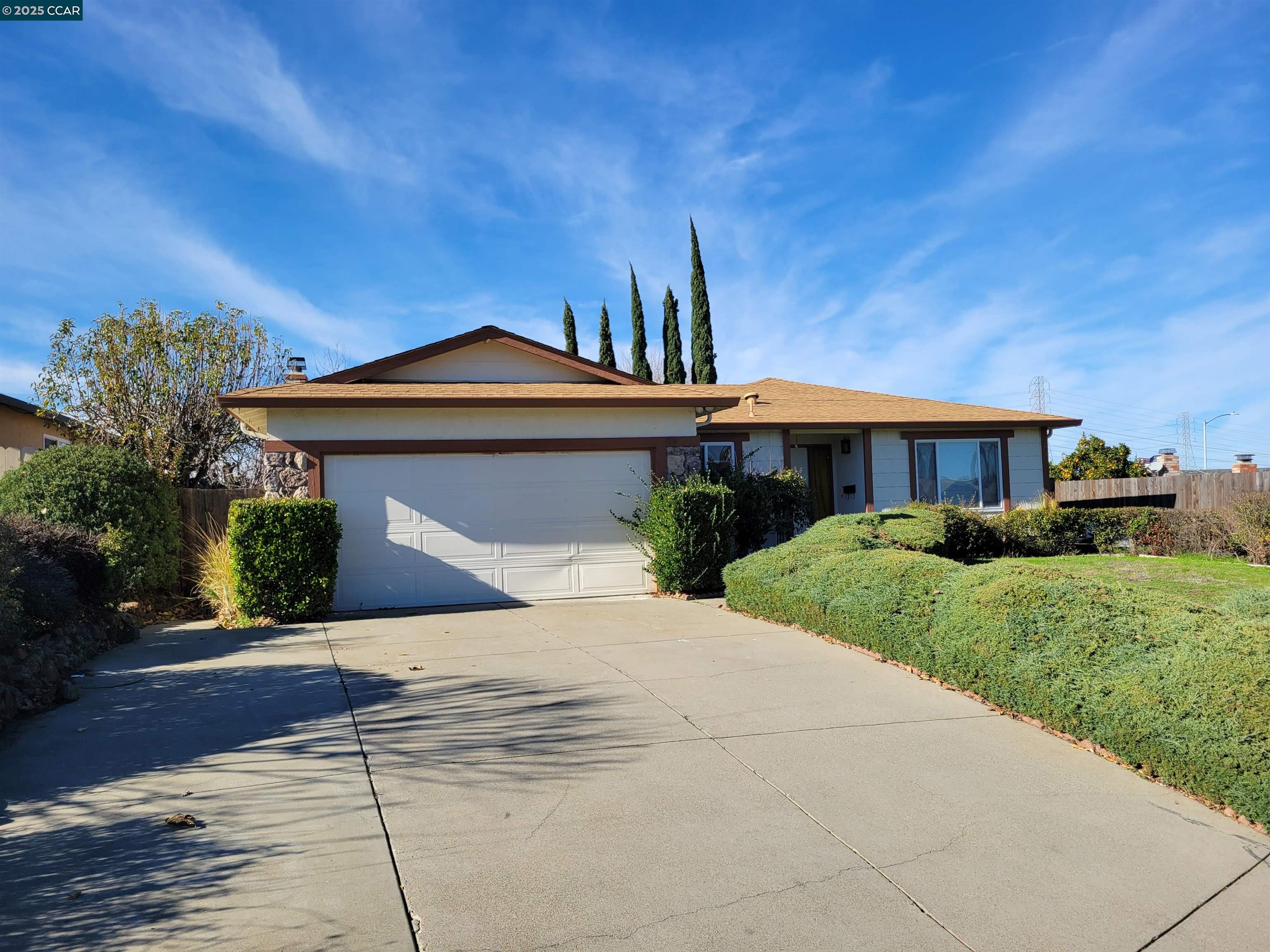 373 Atherton Ave