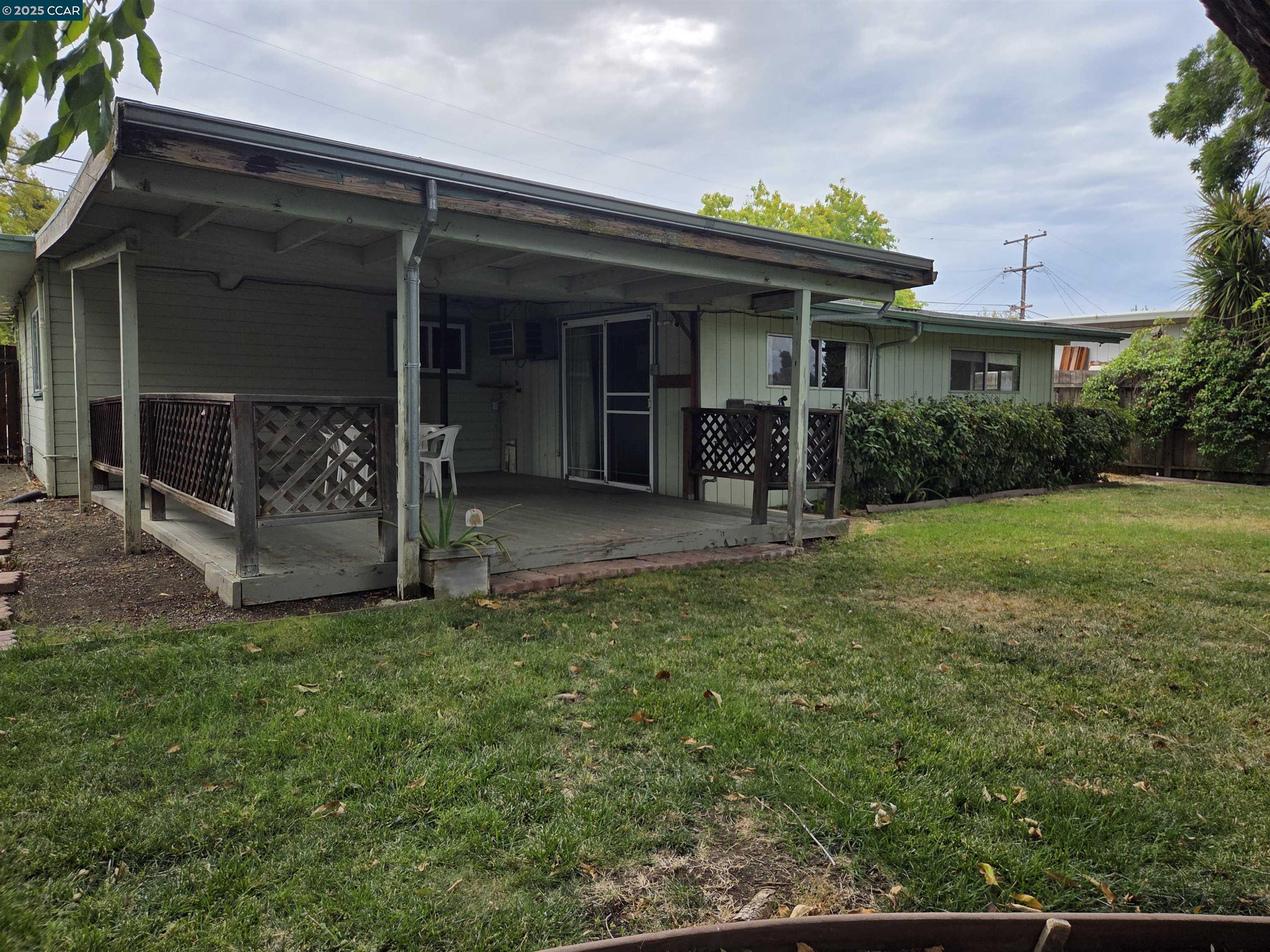 3167 Hacienda Dr