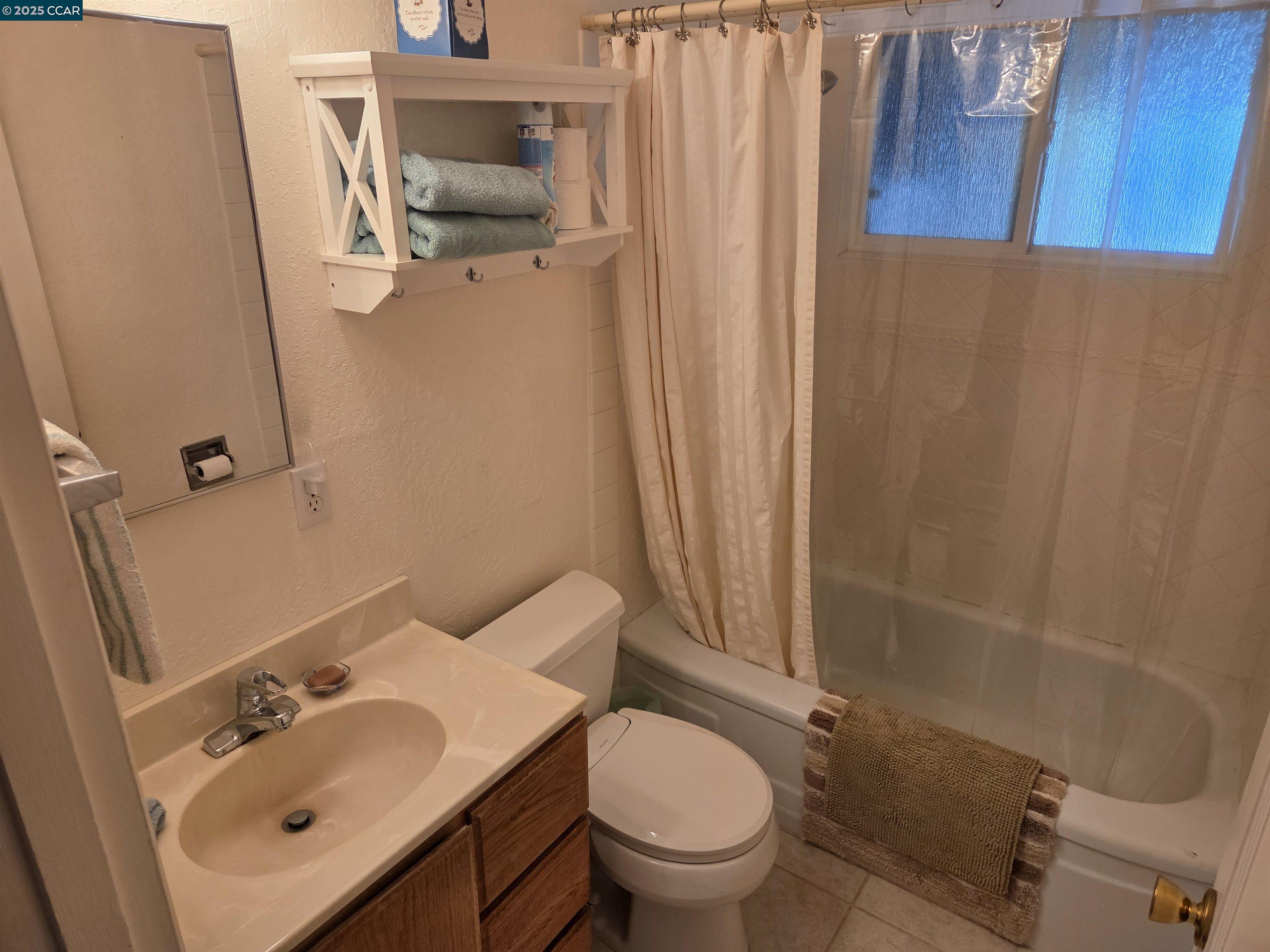 3167 Hacienda Dr
