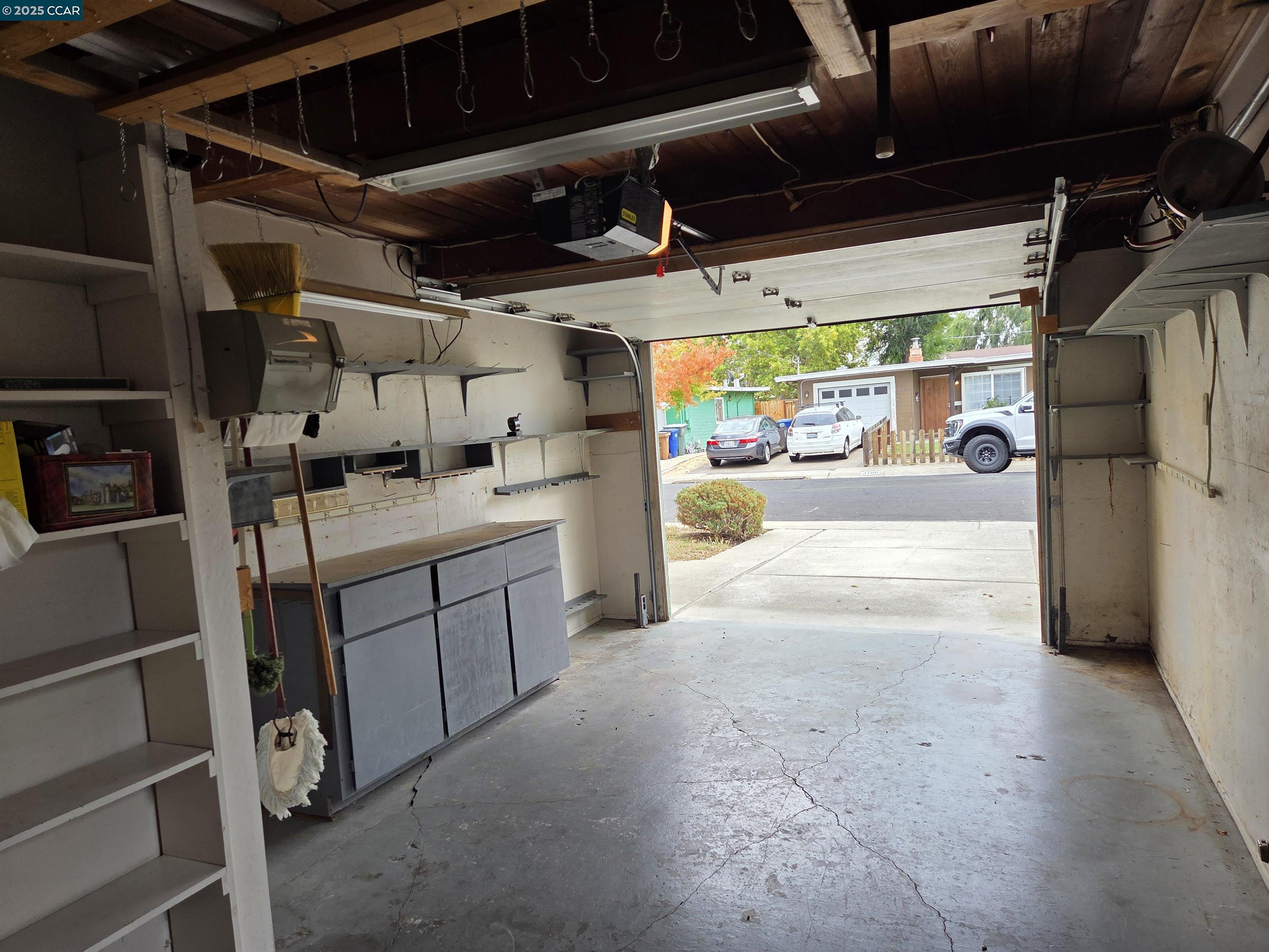 3167 Hacienda Dr