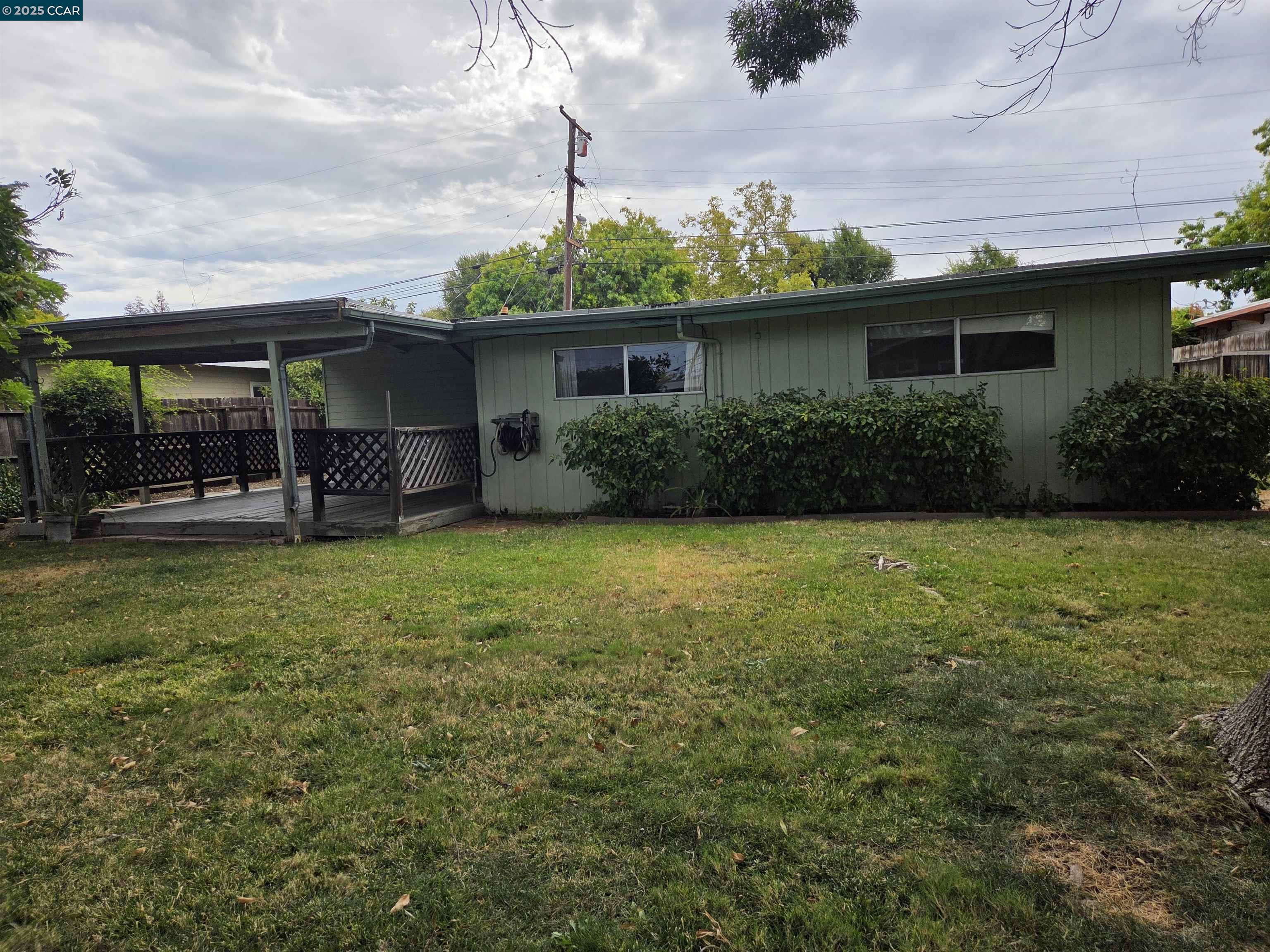 3167 Hacienda Dr
