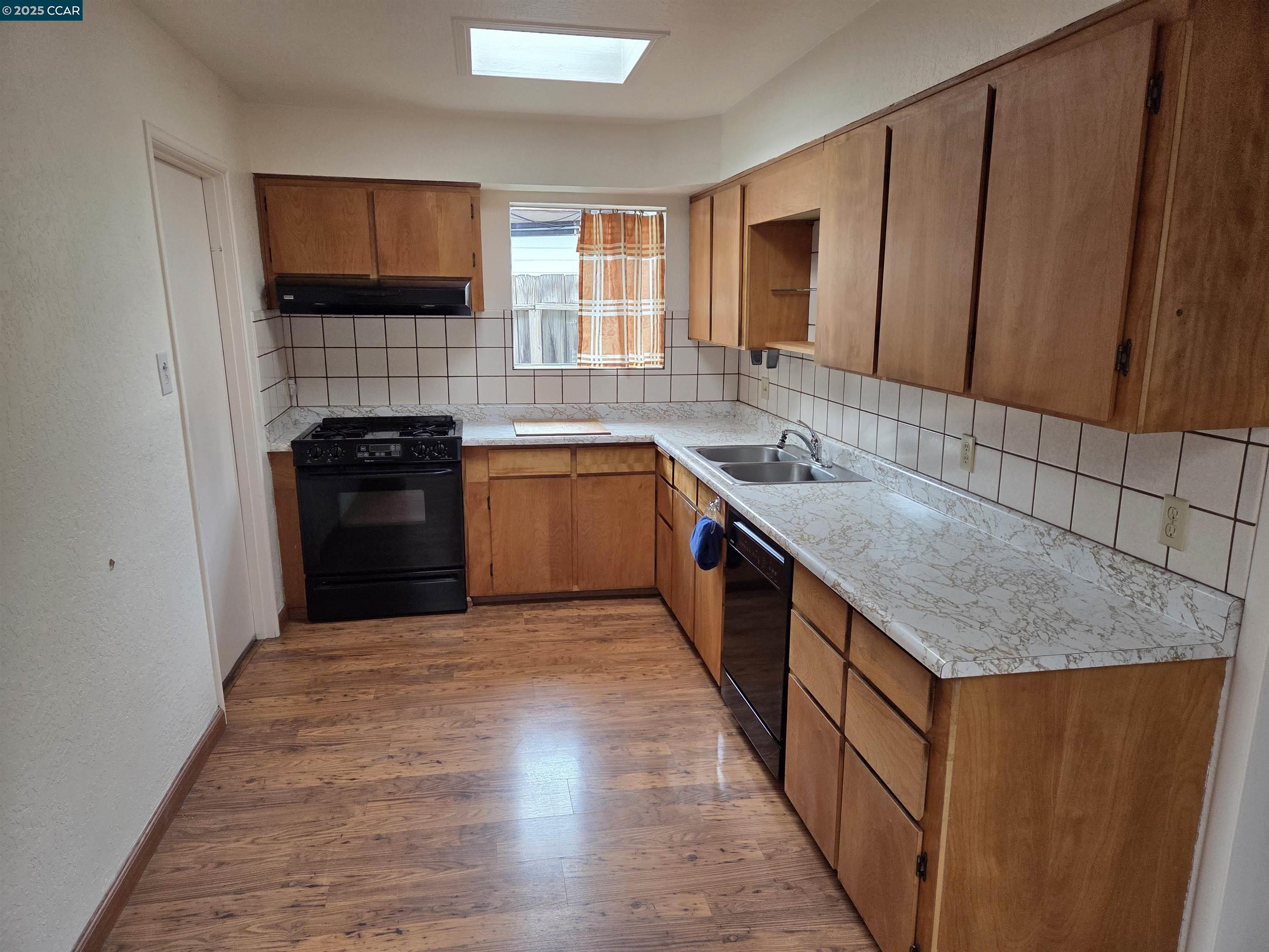 3167 Hacienda Dr