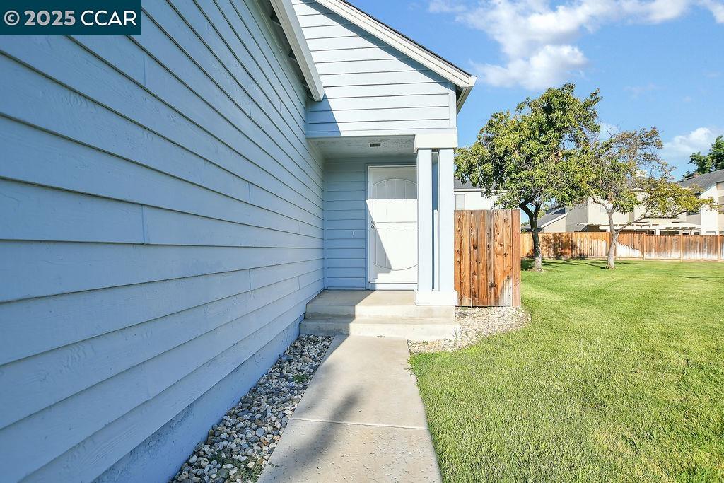 670 Rocky Creek Ter, Brentwood