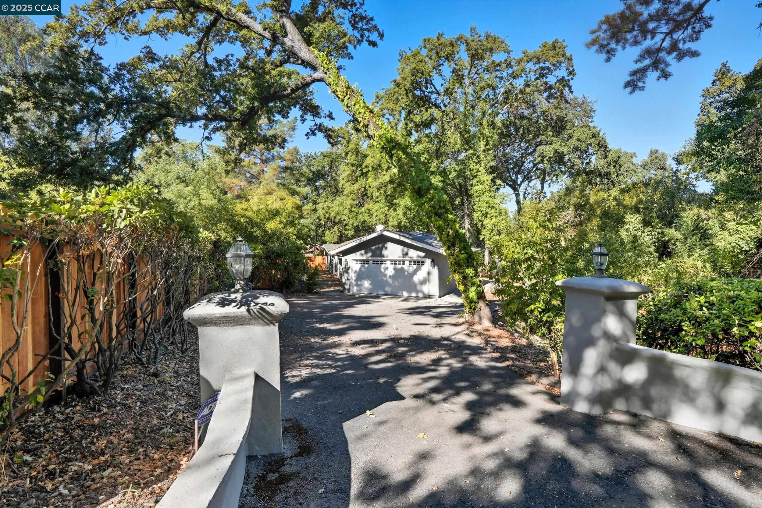 1016 Stone Valley Rd