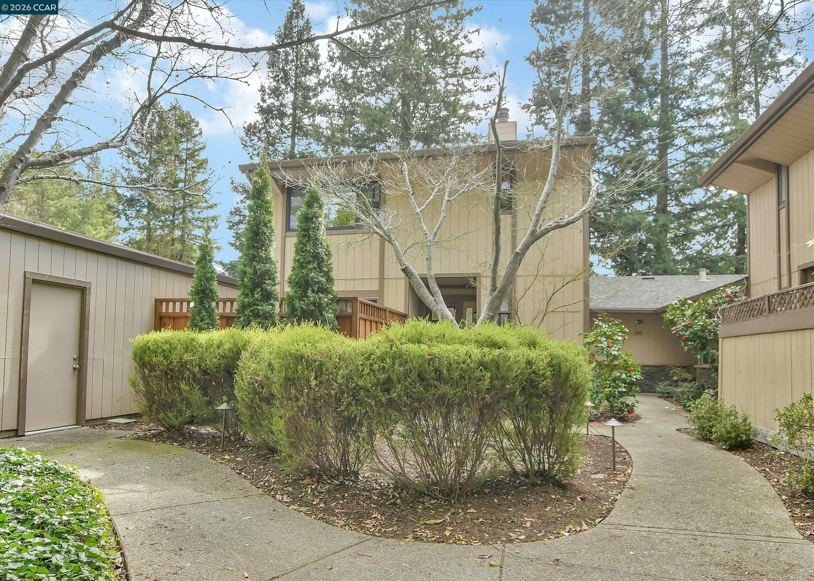 188 Alamo Sq