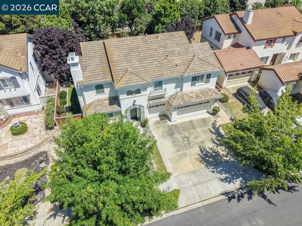 2320 Demartini Ln