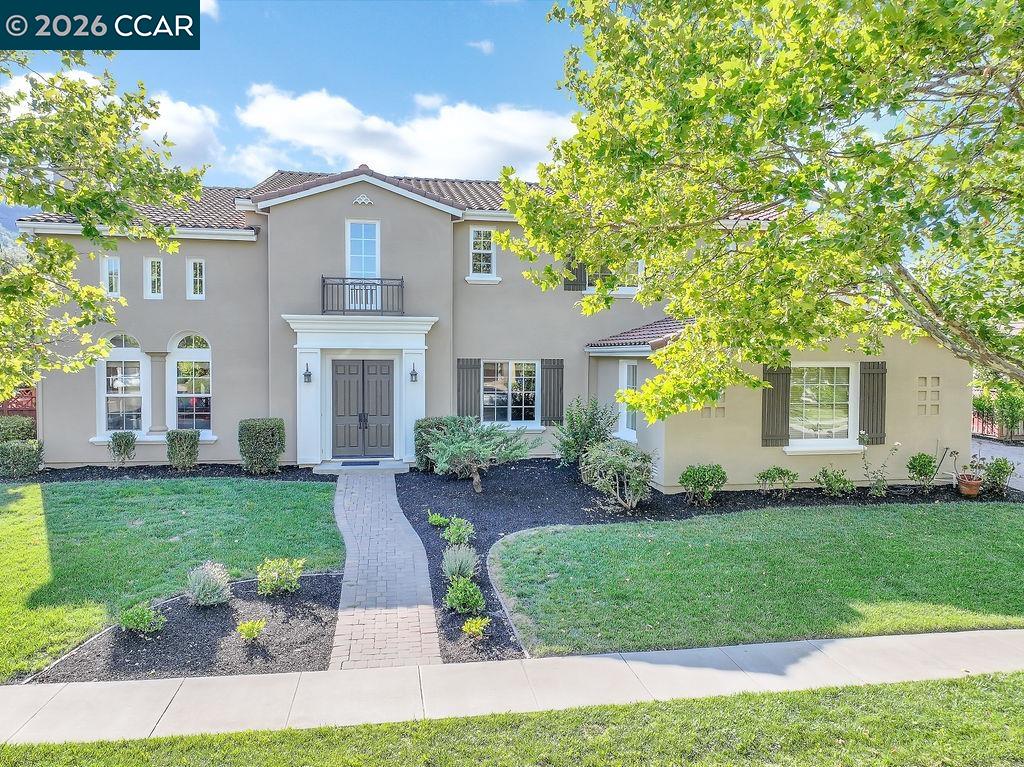 1077 Laguna Creek Ln