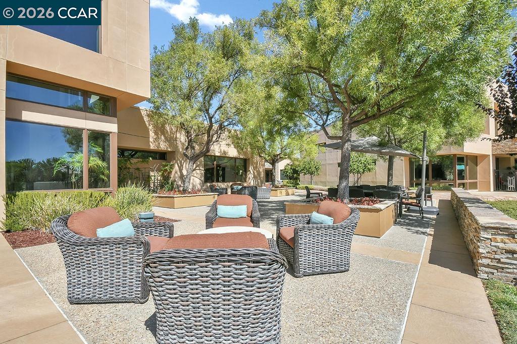 1083 Pomerol Cir
