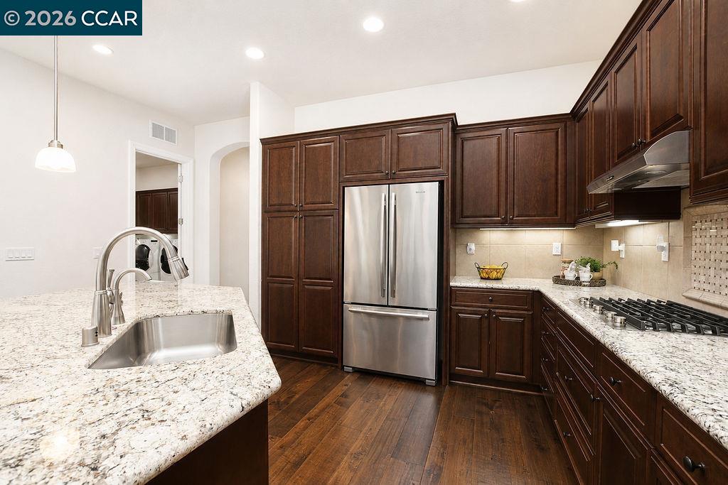 1083 Pomerol Cir