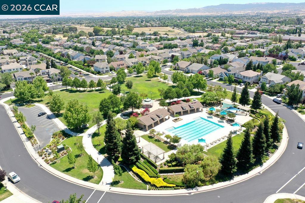 1415 Charisma Way
