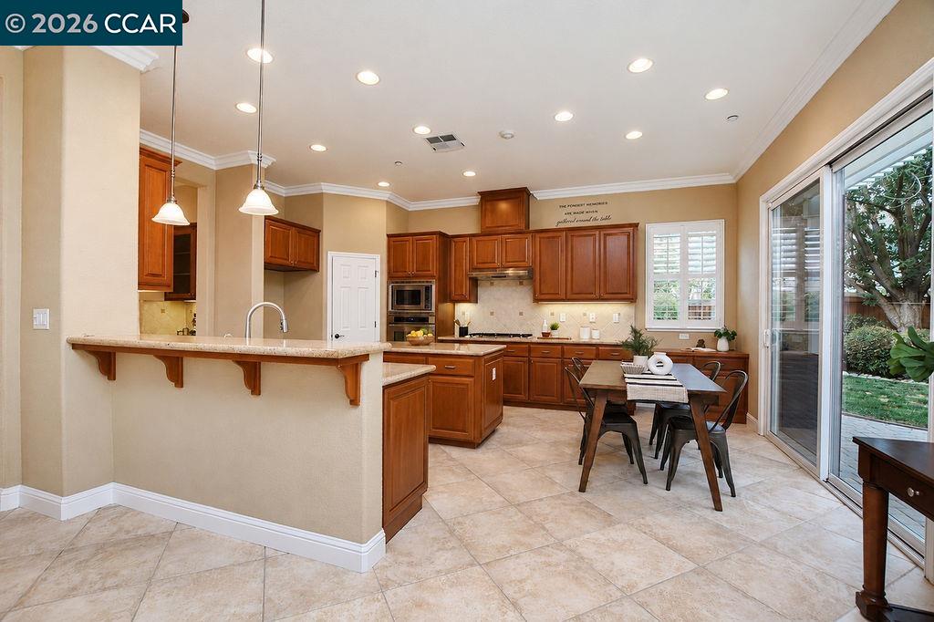 1415 Charisma Way