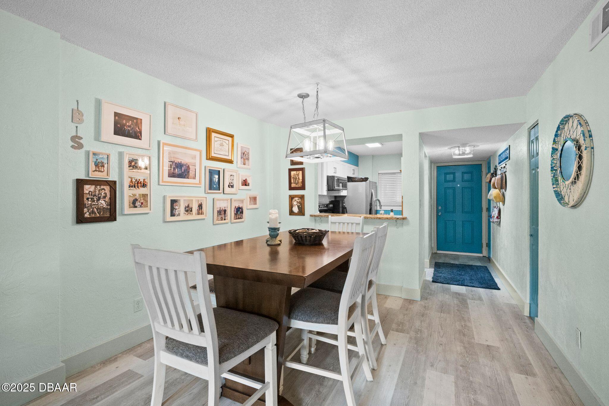 145 N Halifax Avenue, 105